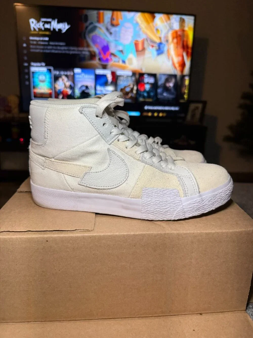 NIke Blazer Mid Summit White Sail